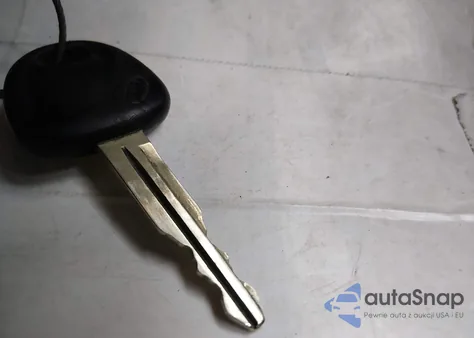 2008 Hyundai Tiburon Gs z USA, uszkodzony, nr VIN KMHHM66D58U278168